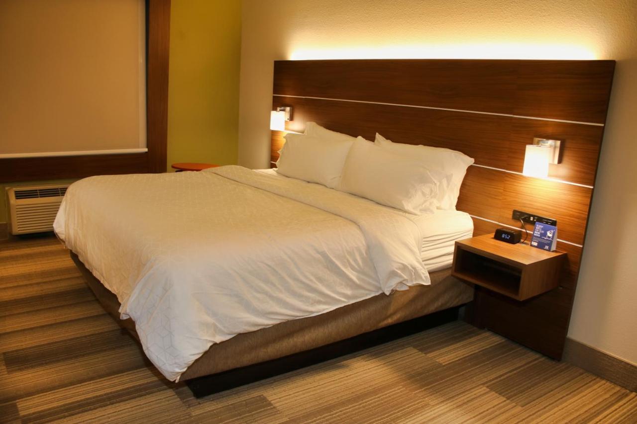 Holiday Inn Express By Ihg Douglas Ngoại thất bức ảnh