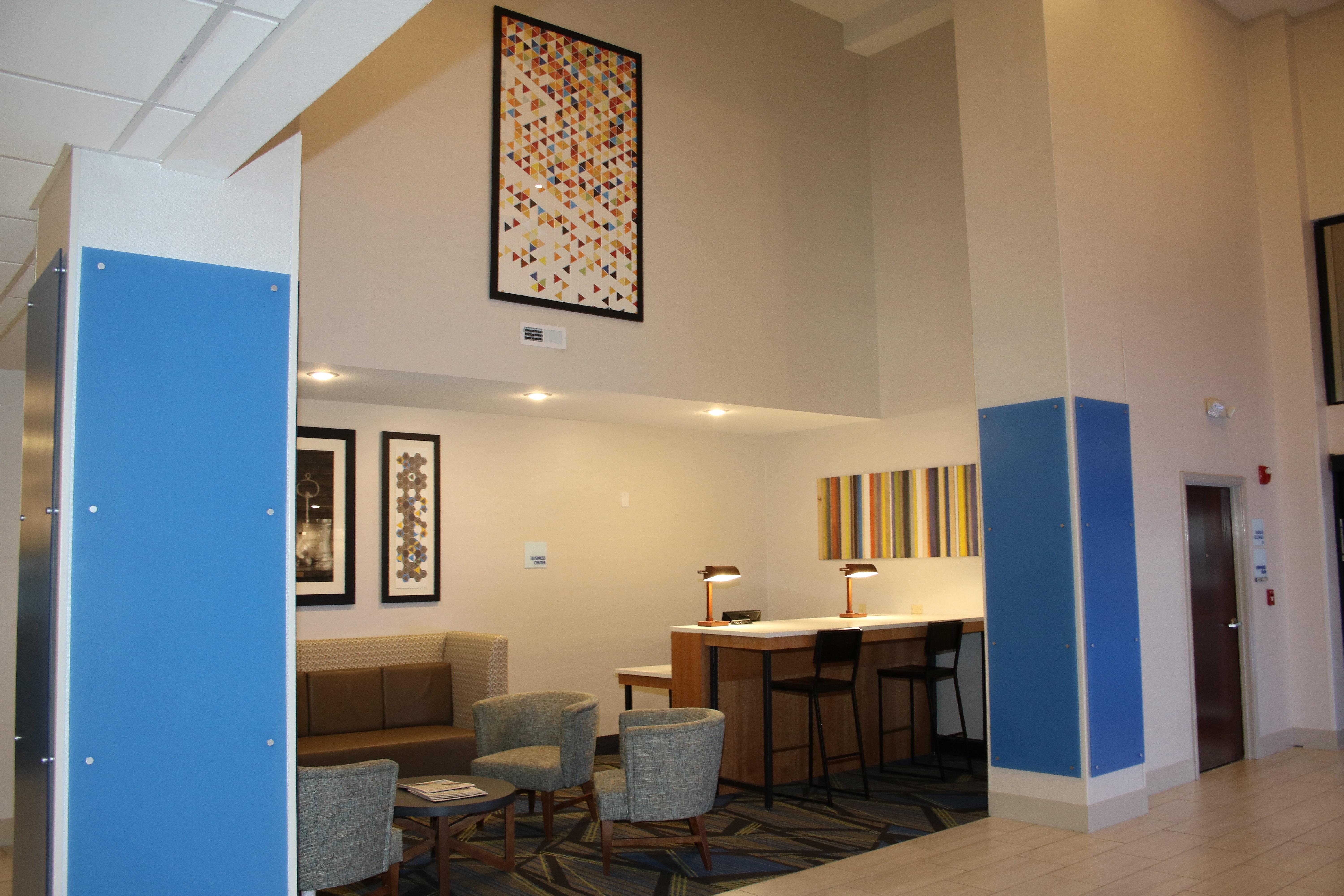 Holiday Inn Express By Ihg Douglas Ngoại thất bức ảnh