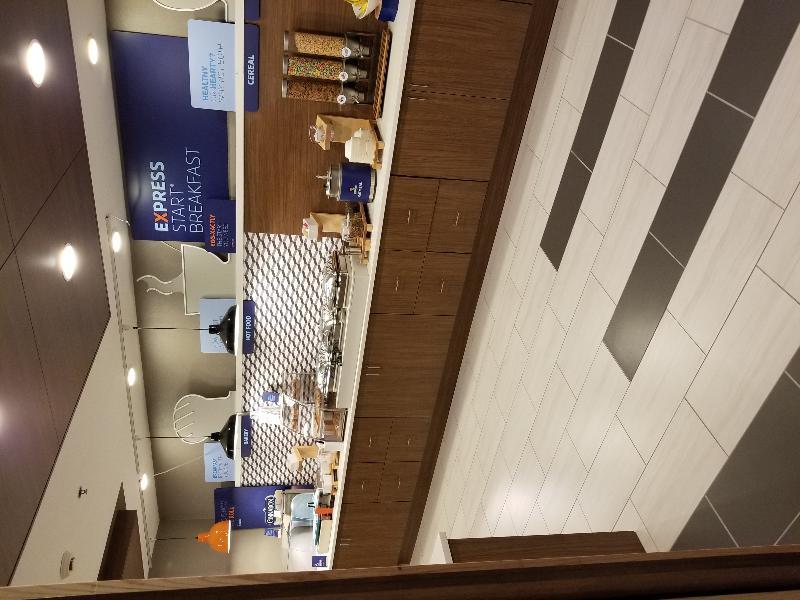 Holiday Inn Express By Ihg Douglas Ngoại thất bức ảnh